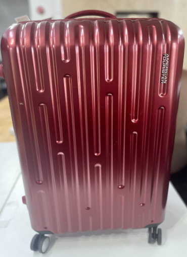Picture of SALINAS 8W H/CASE W TSA LOCK-20 MATTE- RED [1 Unit]